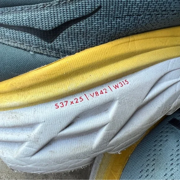 Hoka Bondi 8 - size Mens 10 - Picture 9 of 9